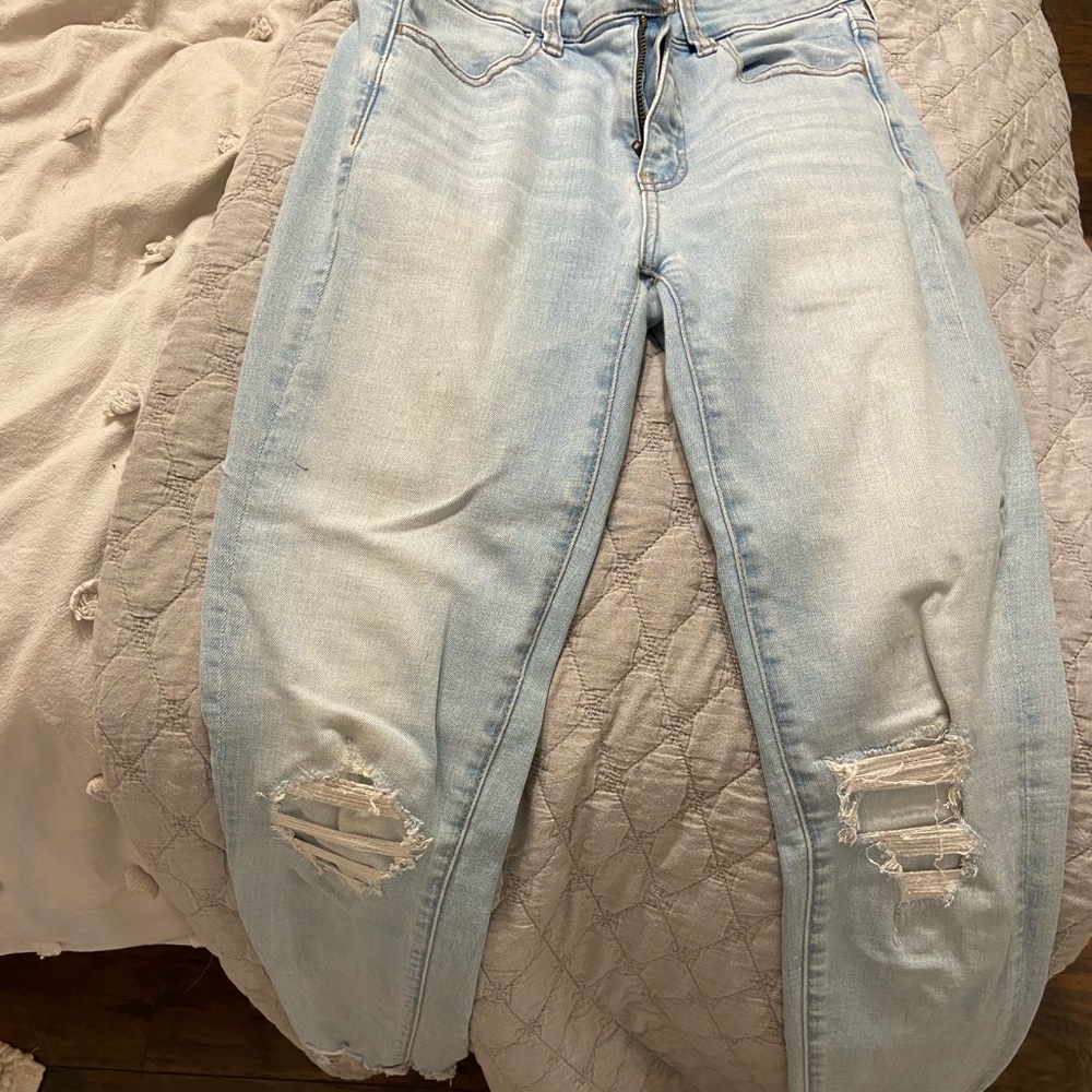 American Eagle High rise skinny ripped light wash cropped jeggings